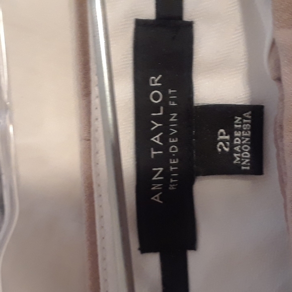 Ann Taylor capri slacks - Picture 4 of 5